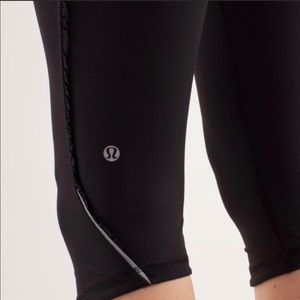 Lululemon Fast and Free Ruffle Running Crops